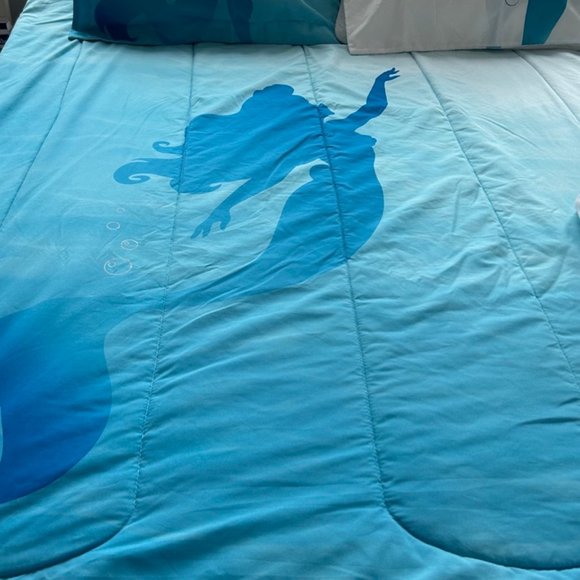 Jay Franco Disney The Little Mermaid Bedding Set - Picture 7 of 9